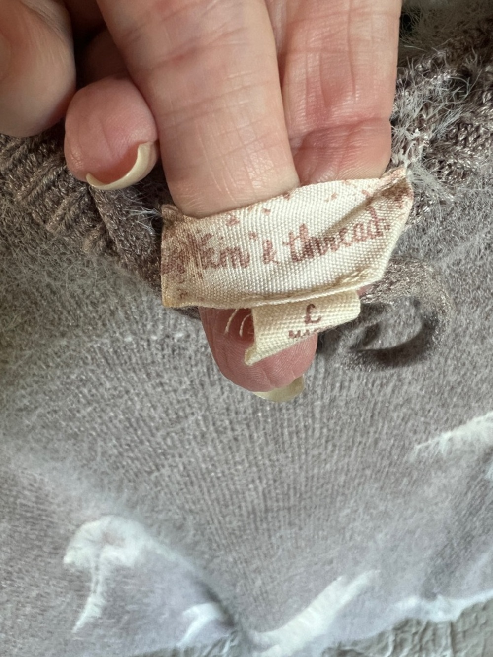 Hem and Thread Taupe Star Hoodie Sweater - Picture 4 of 6